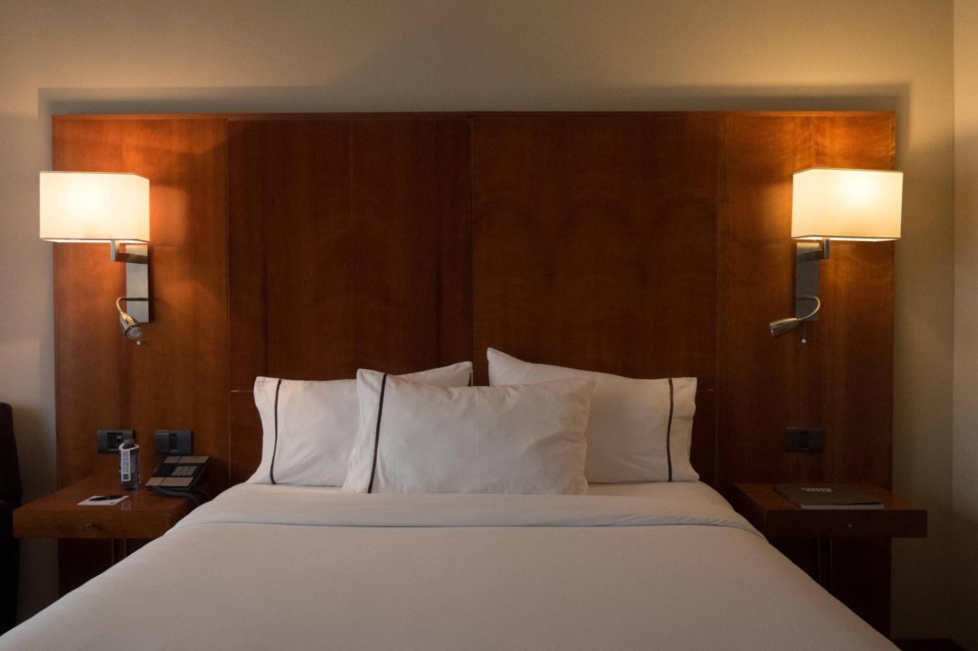 Ac Hotel Aitana By Marriott Madrid Exterior foto